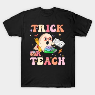 Trick Or Teach Groovy Retro Ghost Teacher Halloween 2022 T-Shirt